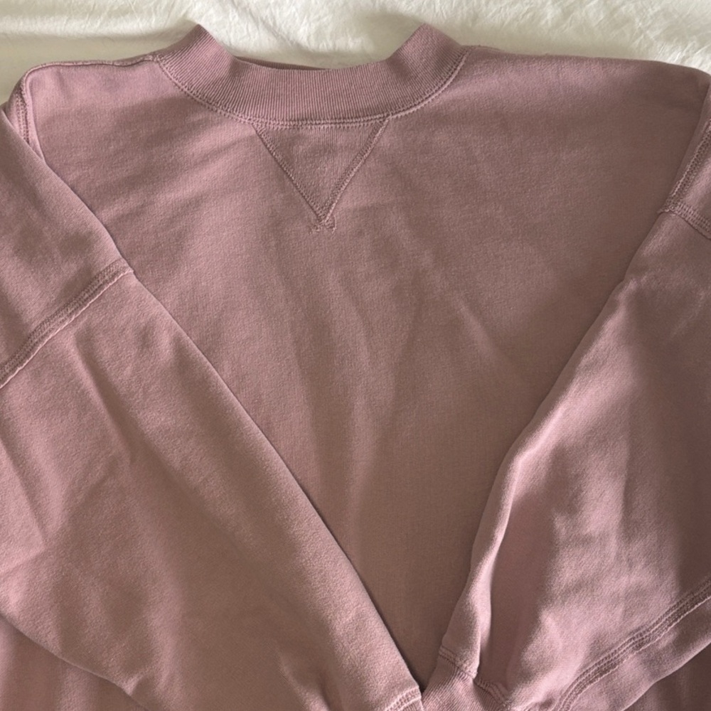 Abercrombie & Fitch Mauve Crew Neck Sweater